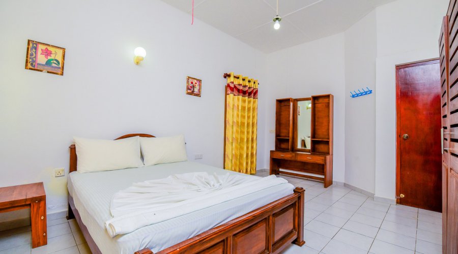 Three-Bedroom Apartment 