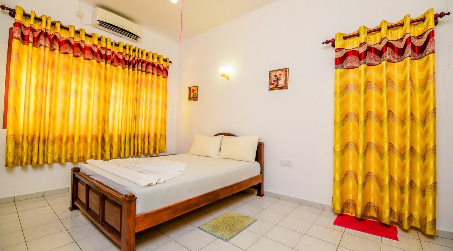 Three-Bedroom Apartment 