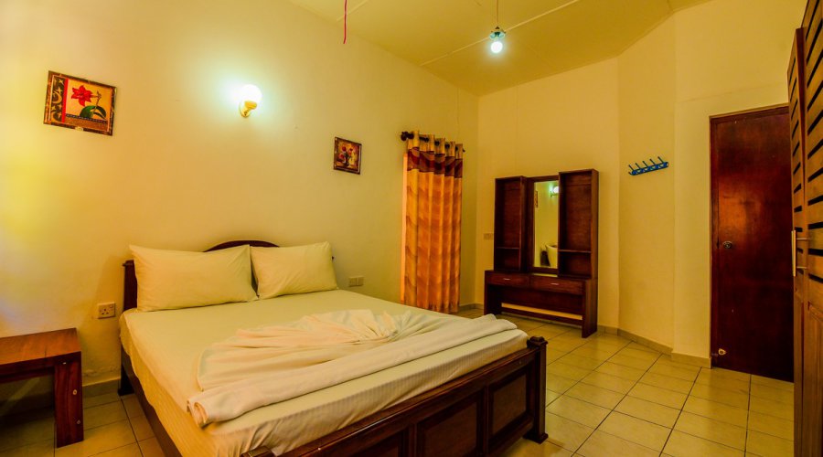 Three-Bedroom Apartment 